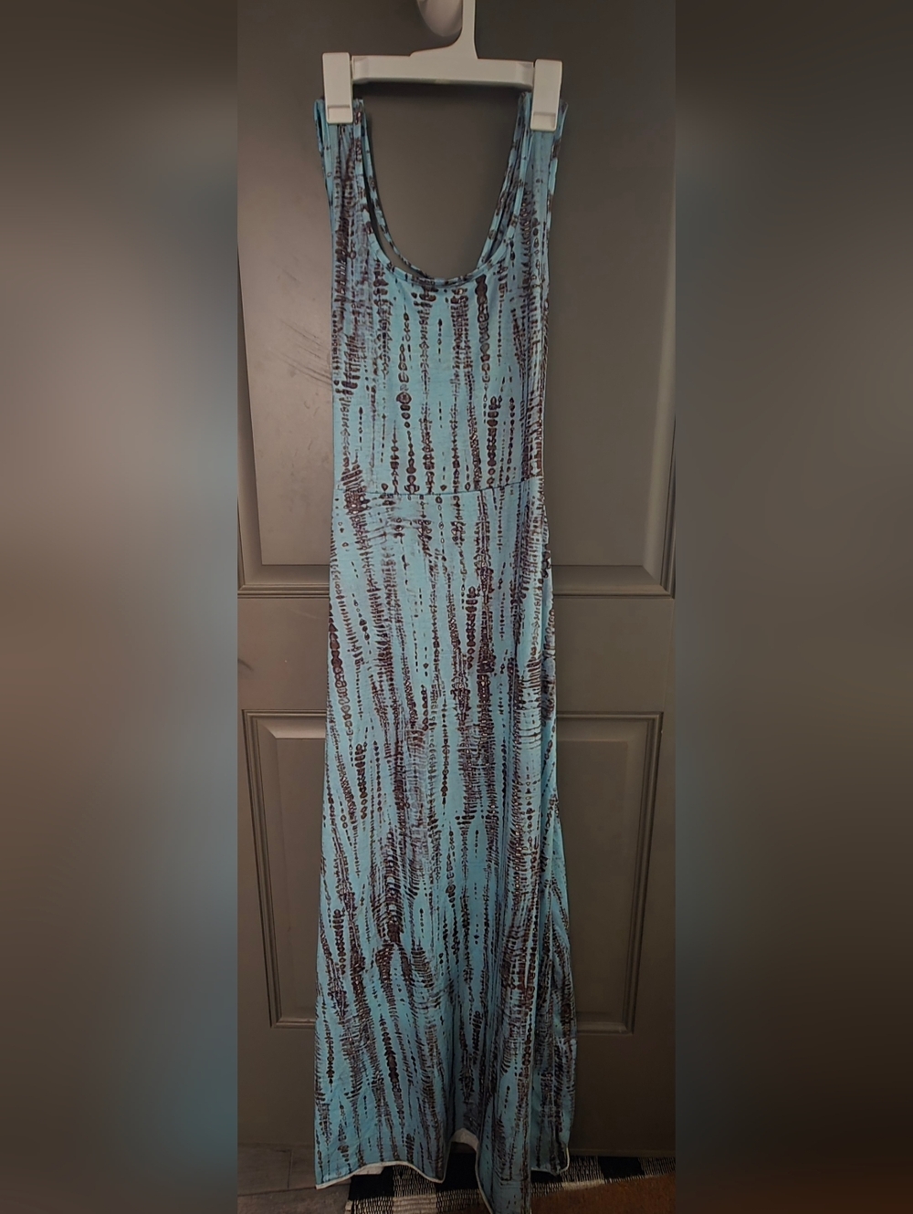 Sleeveless Blue Tie-Dye Maxi Dress